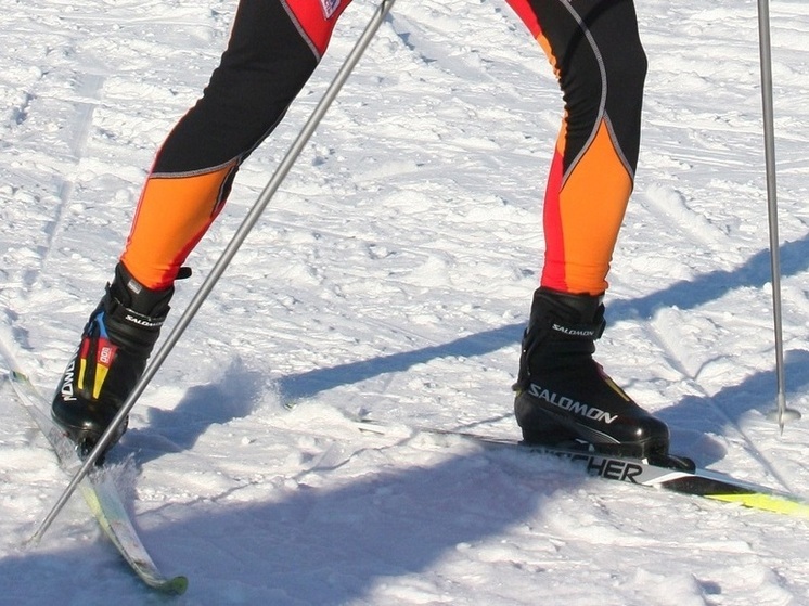 Непряева упала во время скиатлона на Олимпиаде в Италии