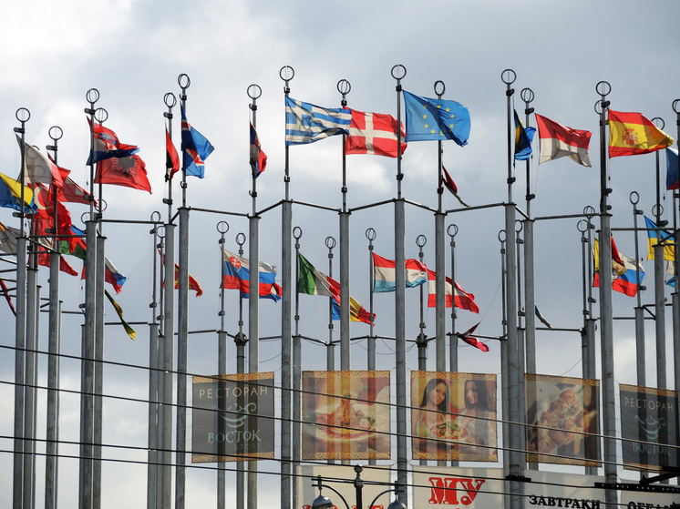 Орбан заявил, что Европу готовят к войне