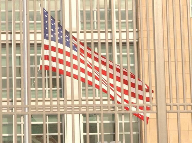 Сенат США принял резолюцию о прекращении военных действий против Ирана