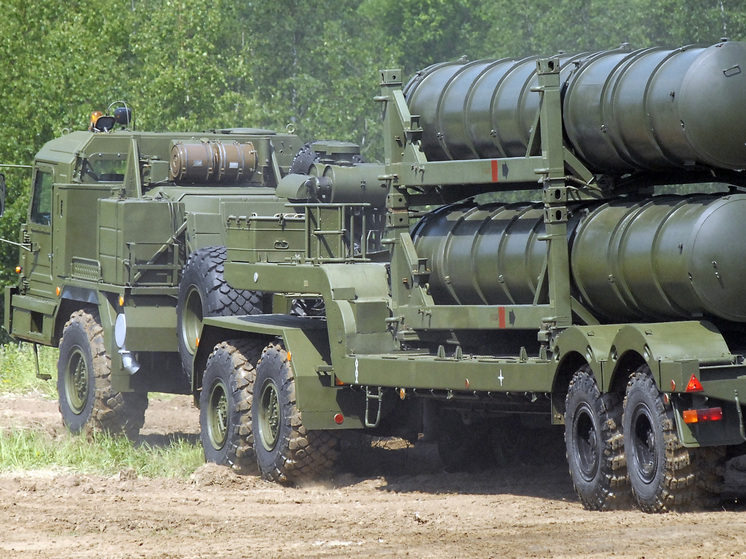 Силы ПВО отразили атаку более 1000 украинских дронов в различных регионах России