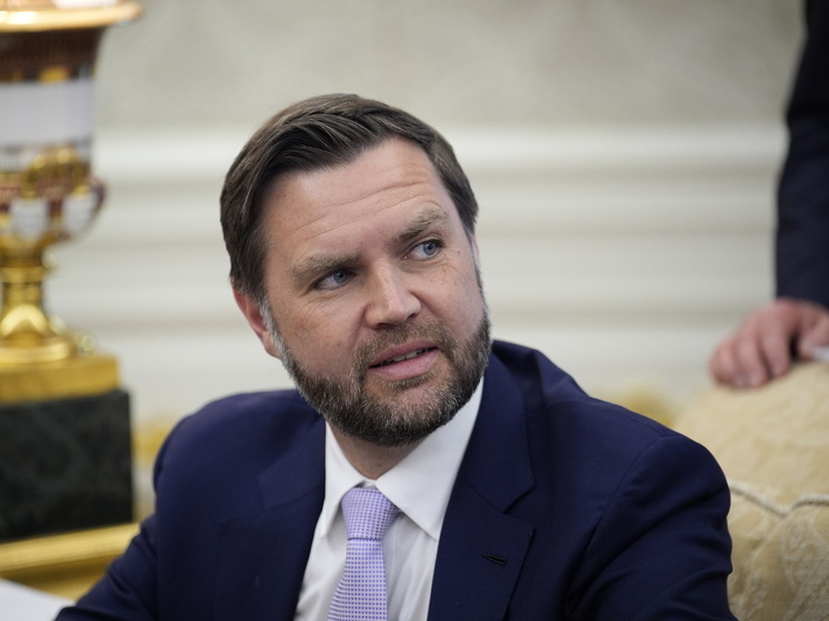 Вэнс стал отцом в четвёртый раз